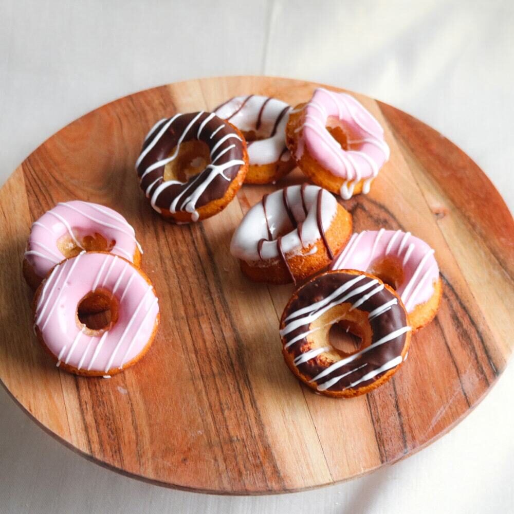 C/30PCS DONUT AVEC TOPPING SG SL T&S
