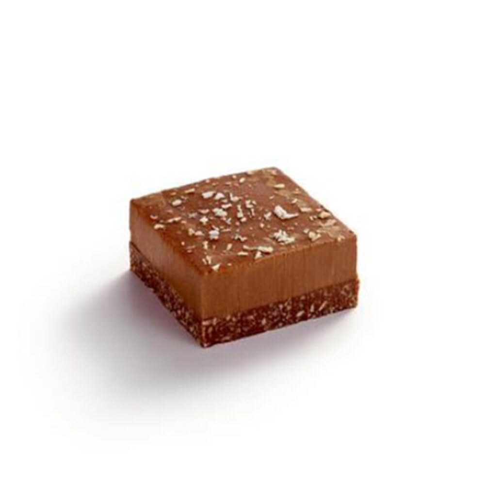C/63PCS CARRE CHOCOLATE GANACHE  30GR B1007
