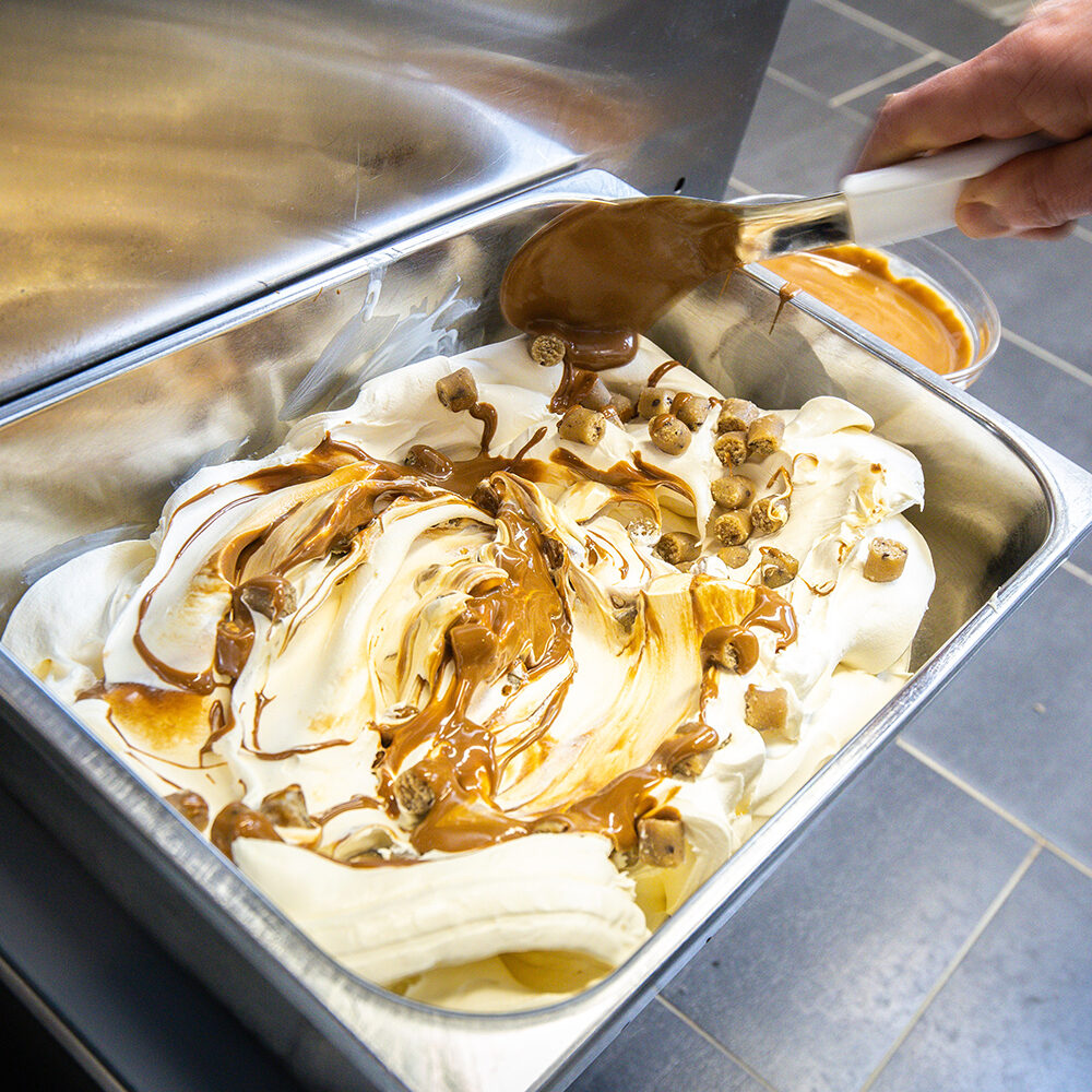 C/4KG COOKIE DOUGH CHUNKS CHOCOLATE CHIP SMALL 8MM RA MB