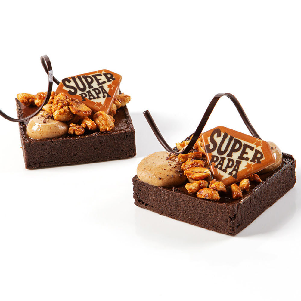X120PC PLATE SUPER PAPA L.4,5 X 3,5CM CHOCOLATE 11064