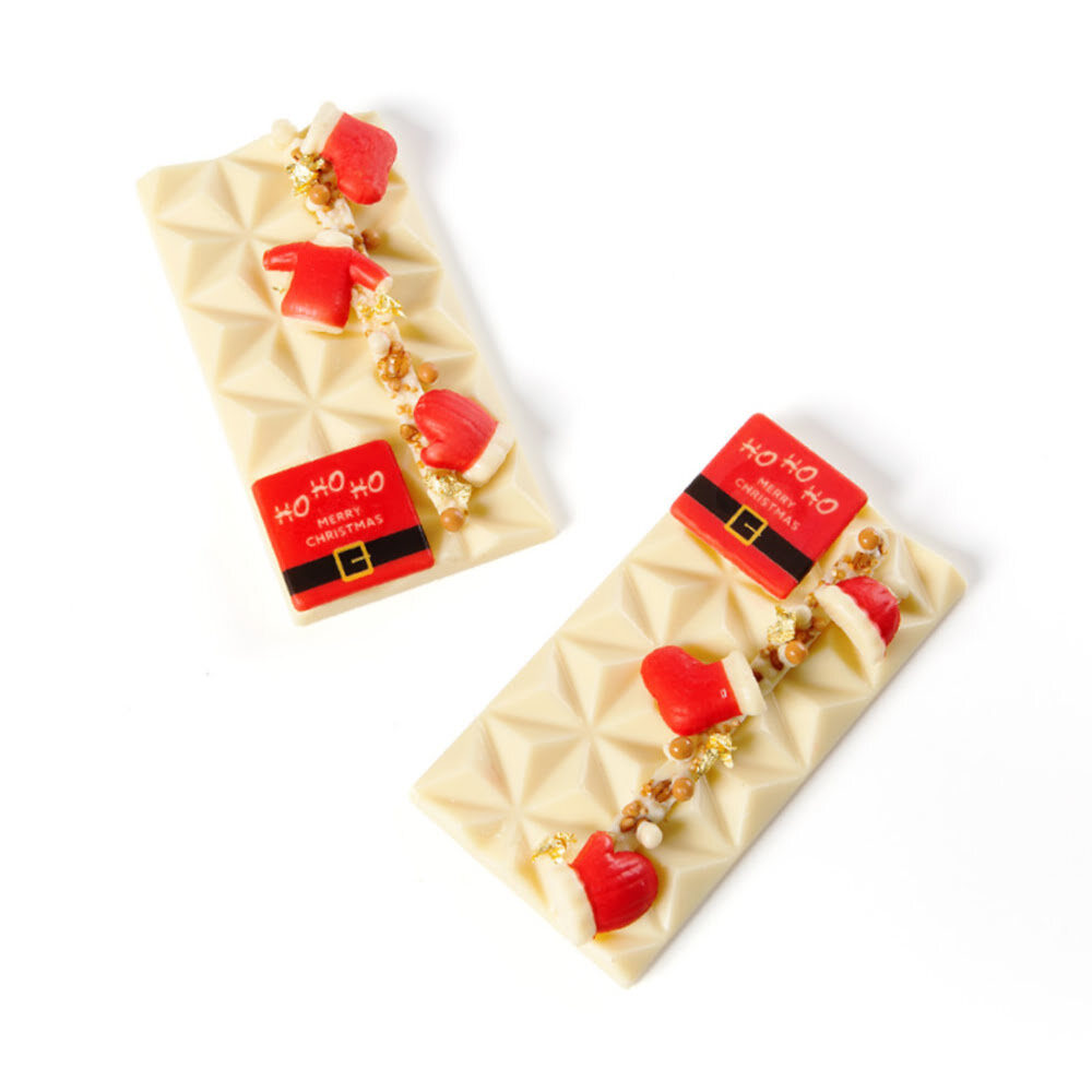 X120PC PLATE RED HO HO HO MERRY CHRISTMAS 3,8X3,8CM CHOC.
