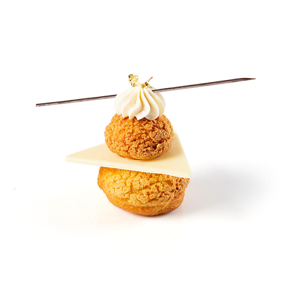 X50PC DECO TRIANGLE WITH WHOLE WHITE D.7,5CM CHOCOLATE 34215