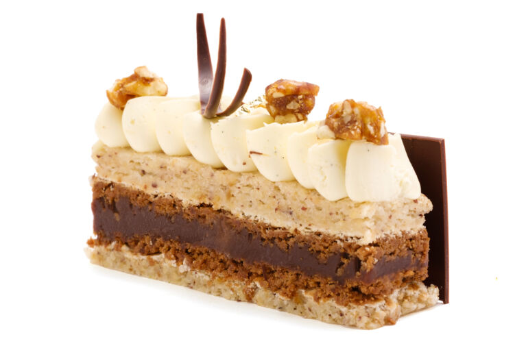 Equilibrium Cake De Voyage 1