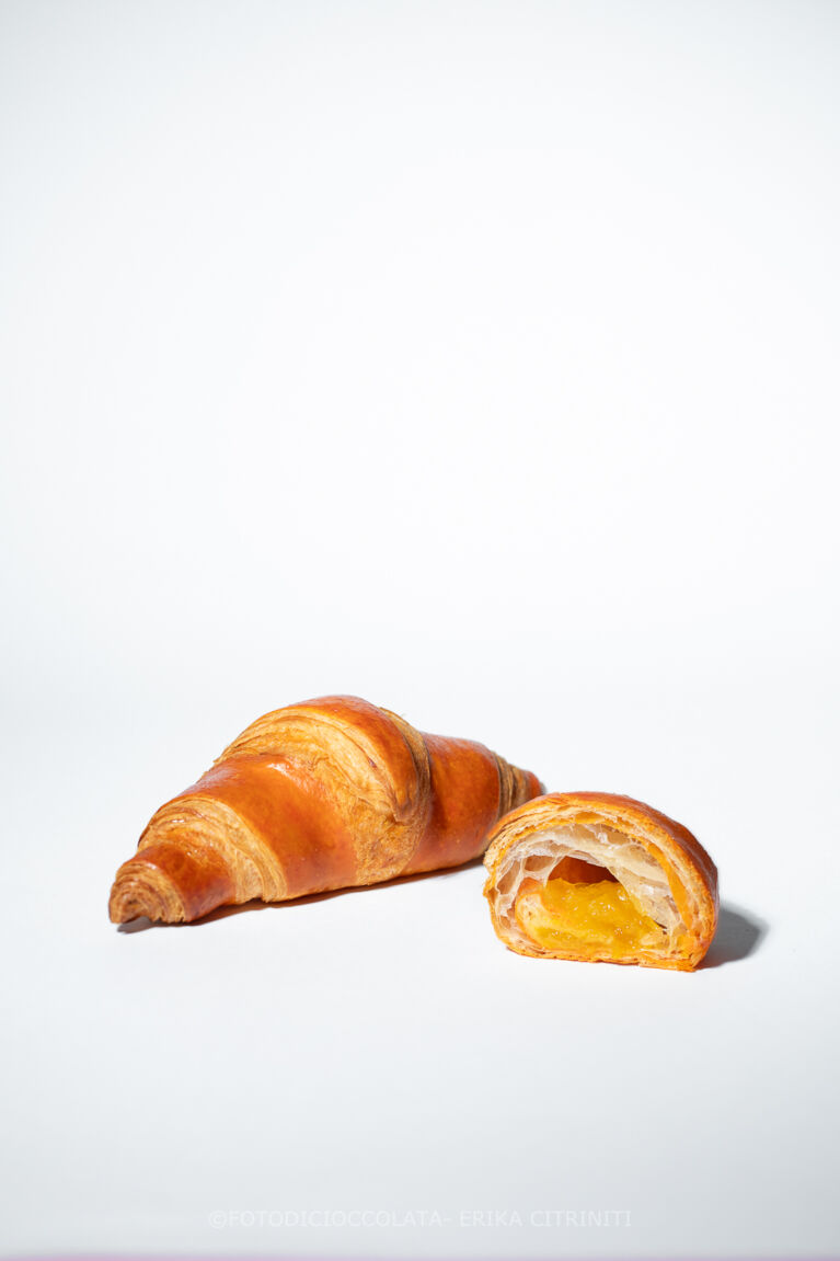 FILLED CROISSANT